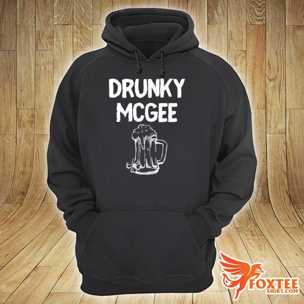 I’m With Drunky Mcgee Couples St Patricks Day Shirt hoodie